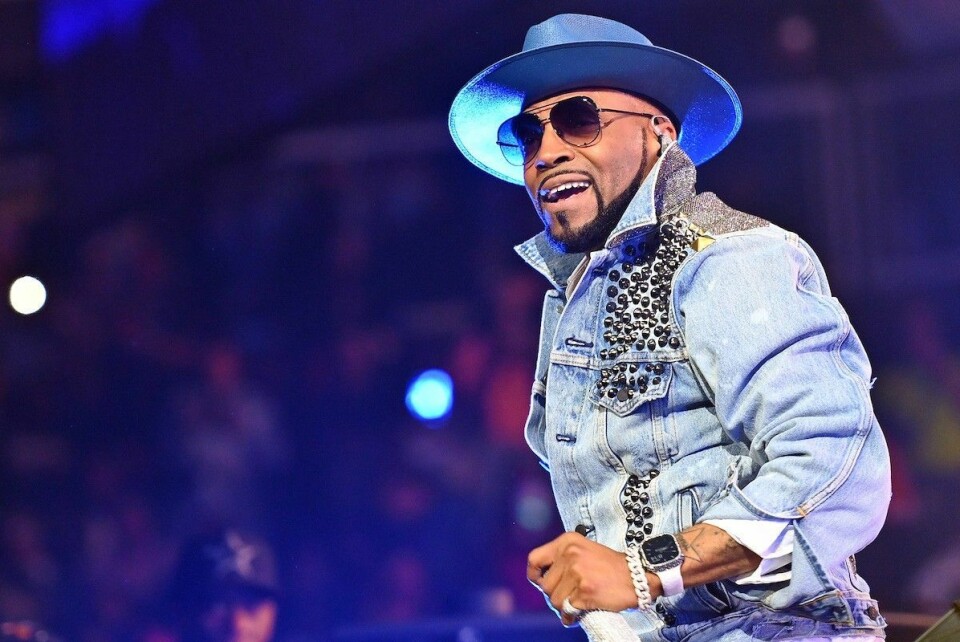 Rapper Teddy Riley Teddy Riley Shows Support to Donald Trump After Pardoning His ...