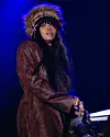 Erykah Badu Smokin grooves 2022