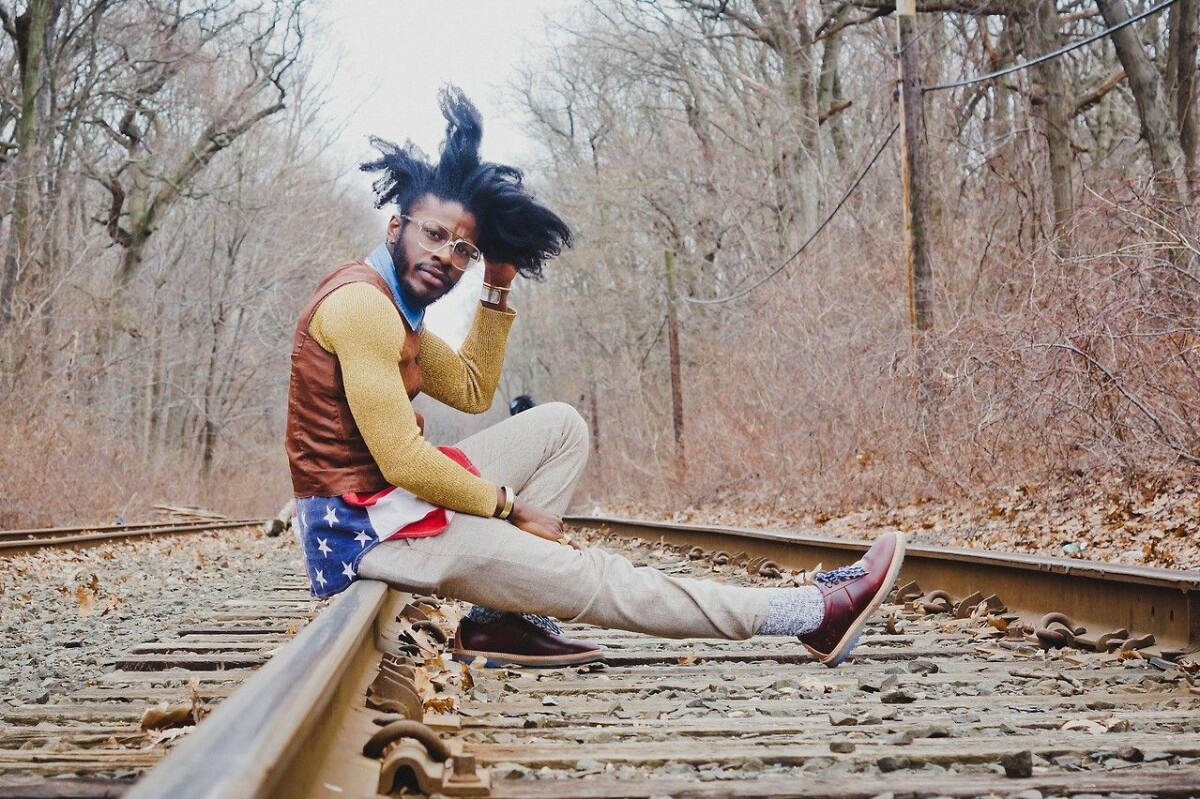 Jesse Boykins III Drops New Single 'Live In Me' + 'Love Apparatus
